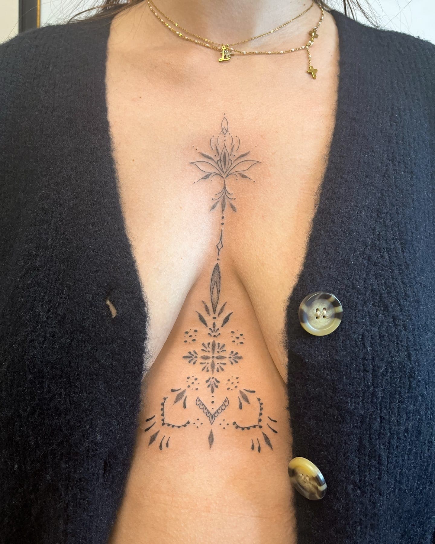 Tatouage réalisé par Yon au Tattoo Studio Tewfick à Angers