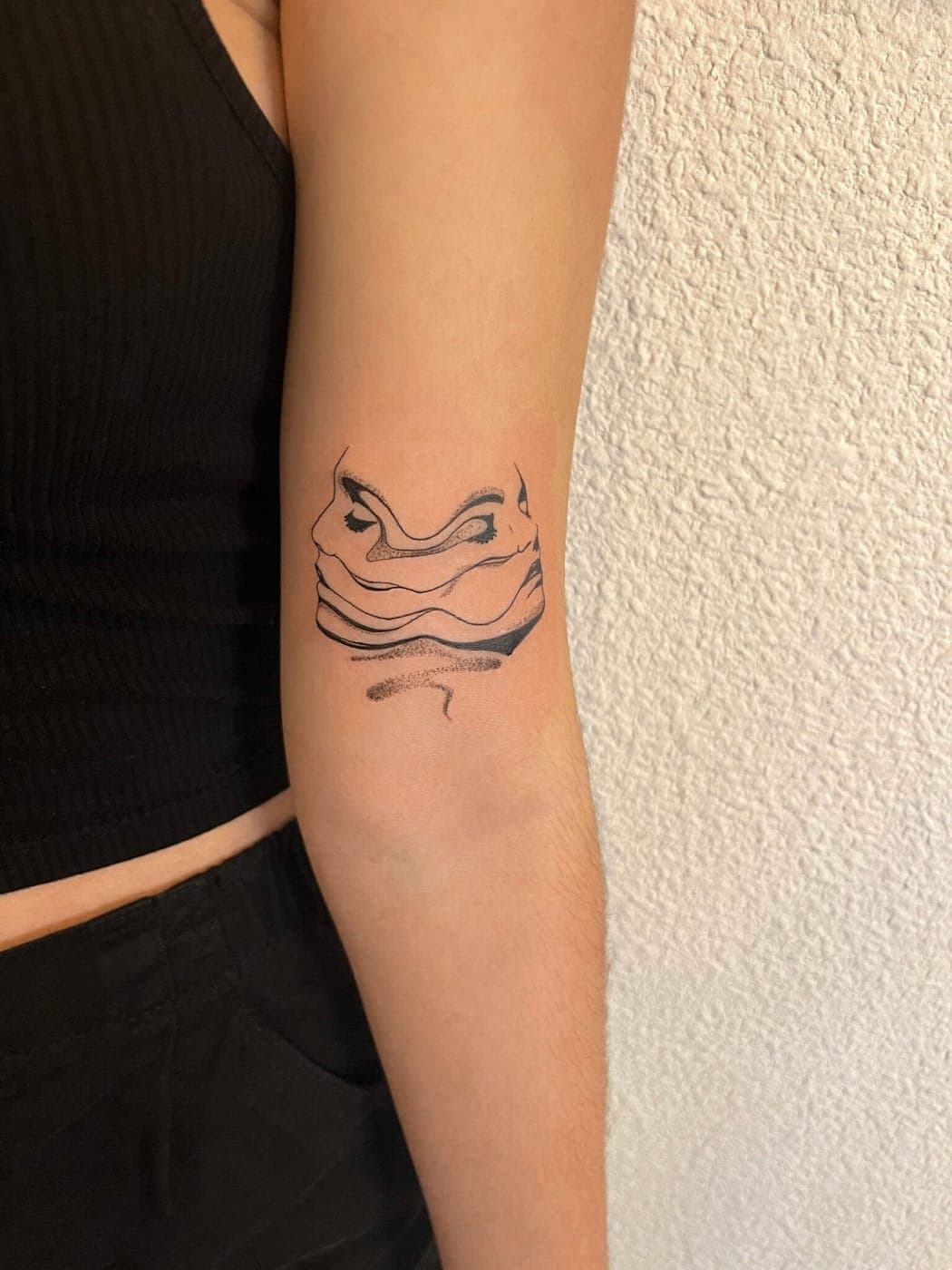 Tatouage réalisé au Tattoo Studio Tewfick à Angers - réalisation n° 10
