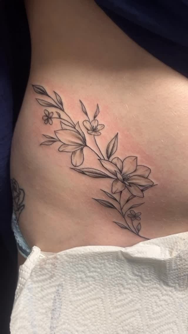 Tatouage réalisé par Rudy au Tattoo Studio Tewfick à Angers