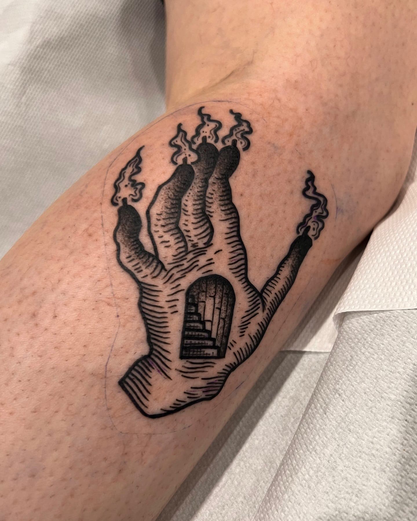 Tatouage réalisé par Hugo au Tattoo Studio Tewfick à Angers