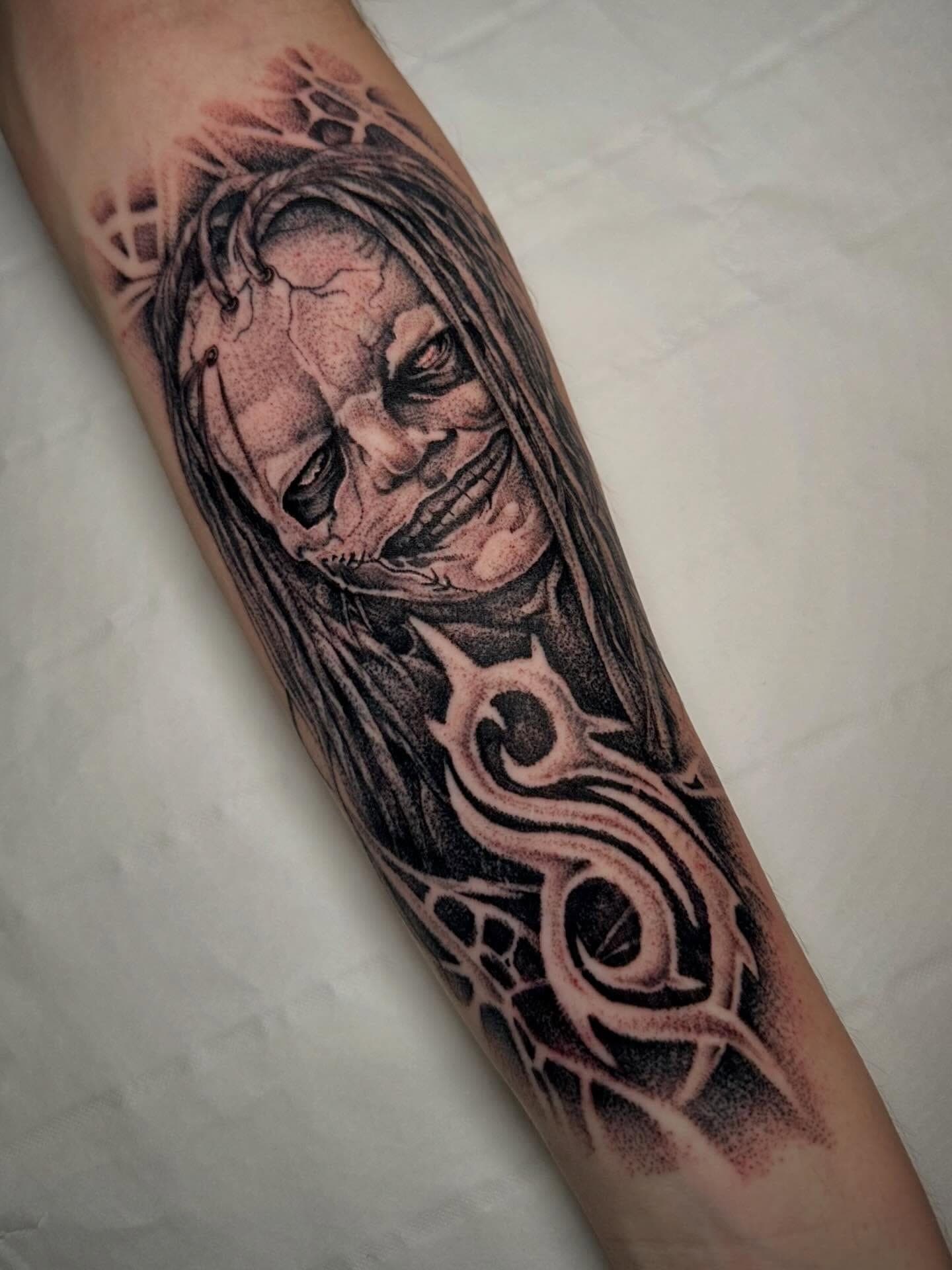 Tatouage réalisé par Ben au Tattoo Studio Tewfick à Angers